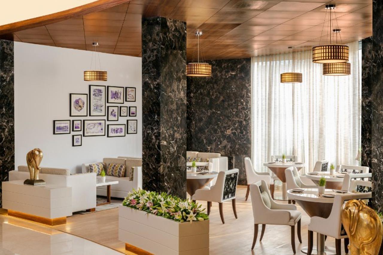 Vivanta تريفِندرم المظهر الخارجي الصورة The restaurant